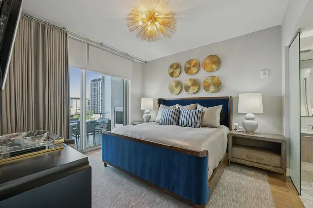 $1,035,000 | 3130 North Harwood Street, Unit 905, Dallas, TX 75201