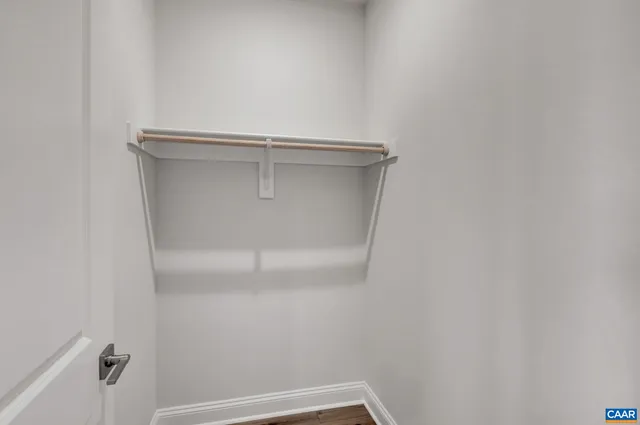 $319,900 | 286 Gibraltar Drive, Waynesboro, VA 22980