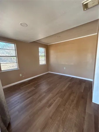 $850 | 302 Southeast 2nd Street, Premont, TX 78375
