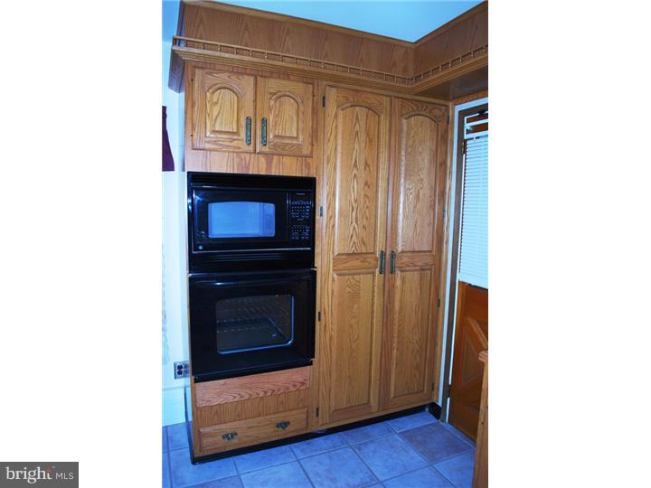 25 Keller Road Newark, DE 19713 - Photo 6 of 20 Kitchen