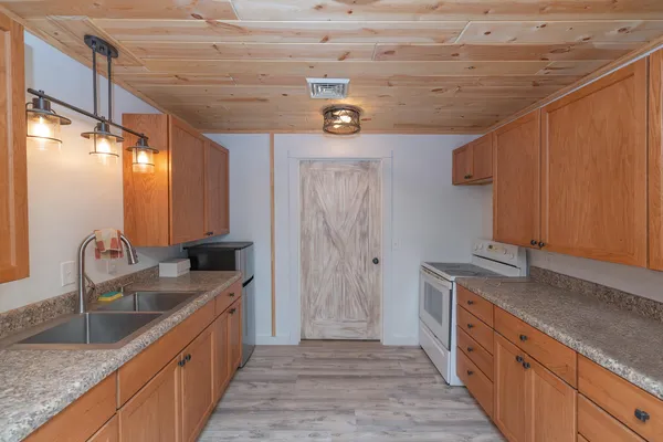 $524,900 | 63779 Youngs Prairie Road, Constantine, MI 49042