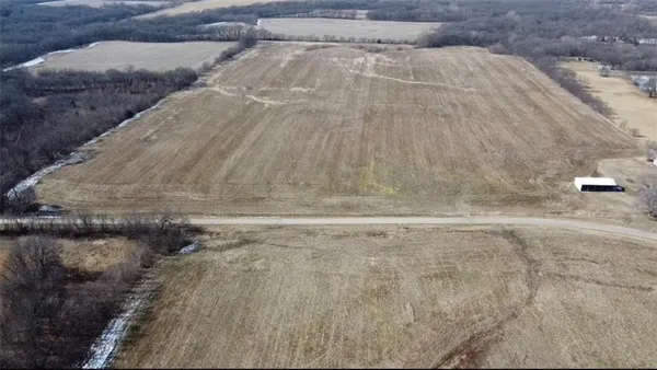 $625,000 | 575 South S Road, Bronaugh, MO 64728