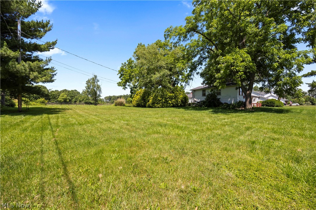 8134 Oberlin Road Elyria, OH 44035 - Photo 7 of 35