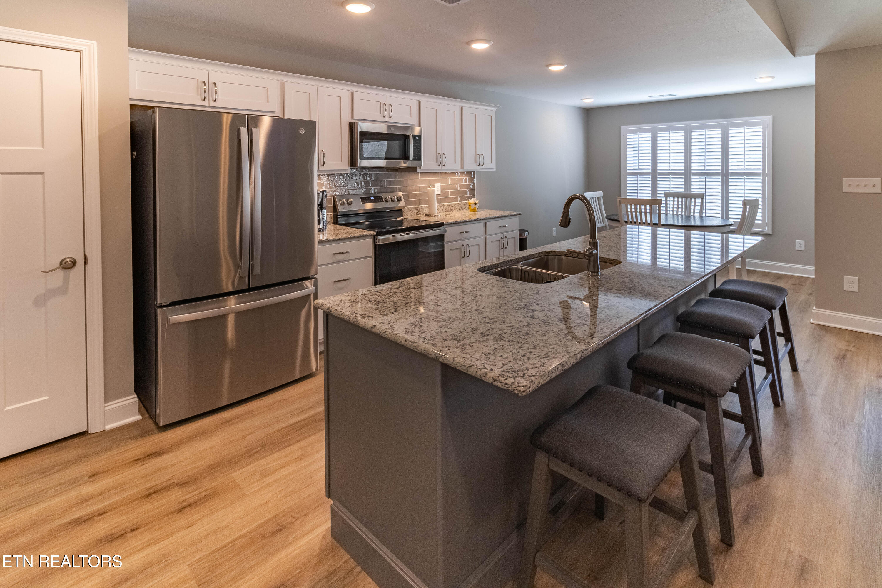 712 Snowflower Circle Pigeon Forge, TN 37863 - Photo 3 of 52 IMG_3493-HDR-2