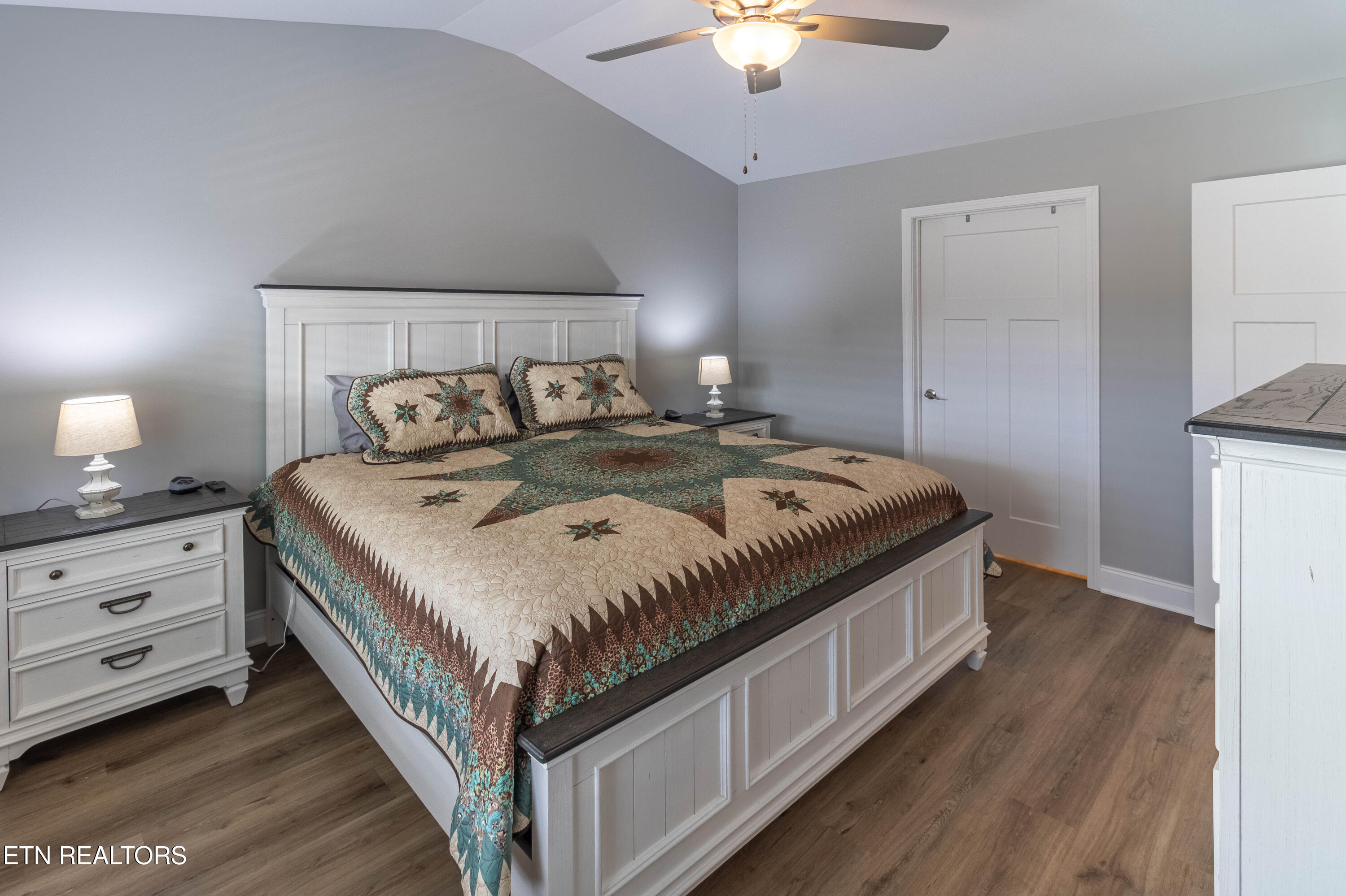 712 Snowflower Circle Pigeon Forge, TN 37863 - Photo 33 of 52 IMG_3529-HDR