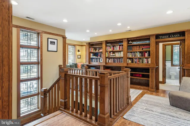 a view of a backyard with sitting area and furniture