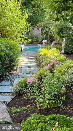 $2,950,000 | 29 Eleanor Lee Lane East, Rehoboth Beach, DE 19971