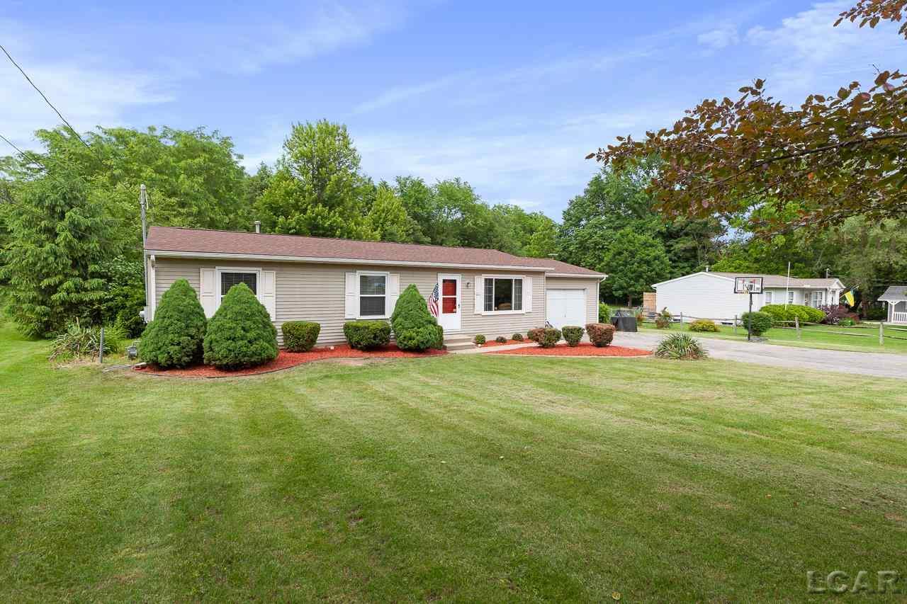 2722 Hunt Road Adrian, MI 49221 - Photo 22 of 30 50077782-21.JPG