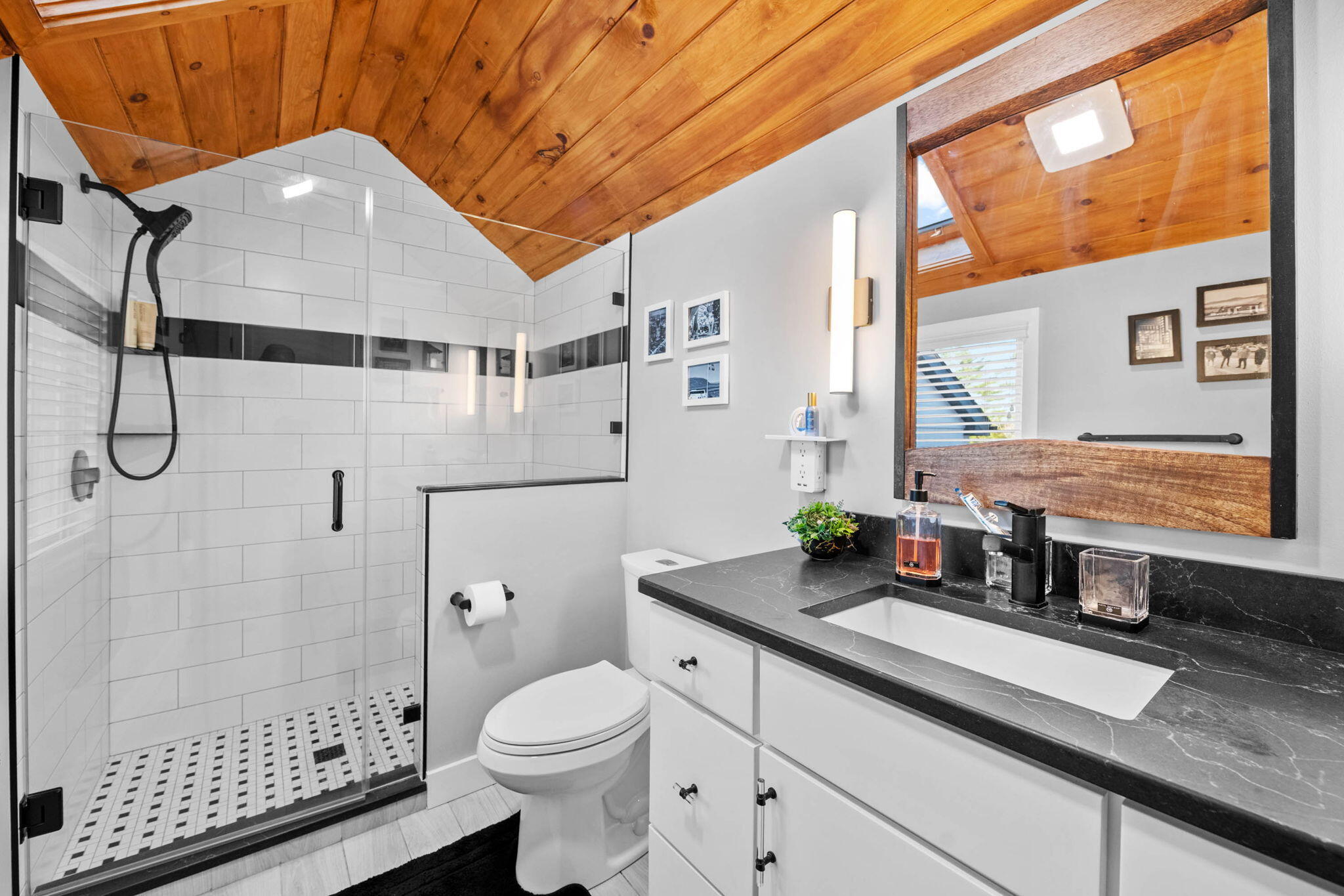 20 Partridge Way Naples, ME 04055 - Photo 9 of 62 9-web-or-mls-pic-9