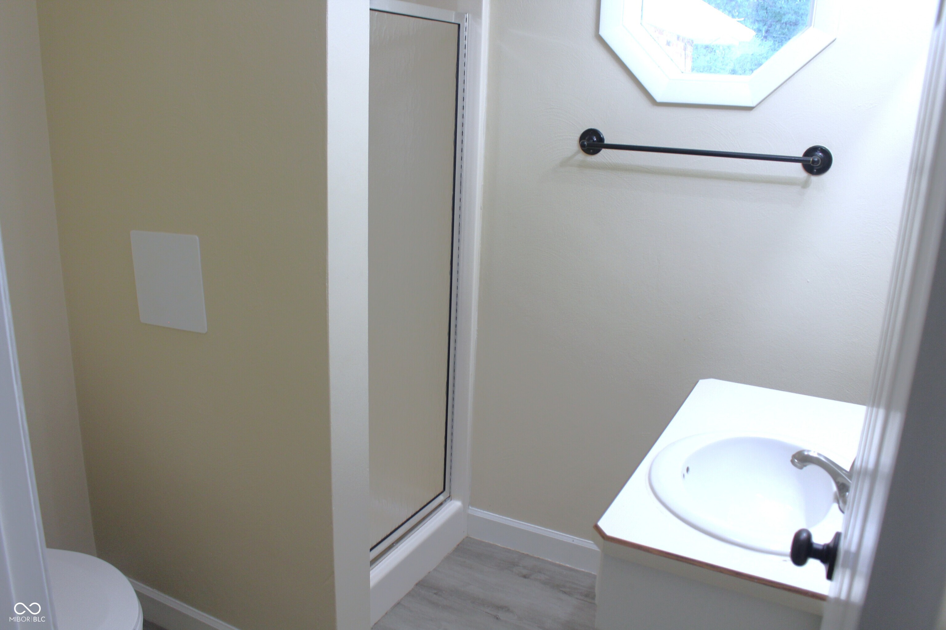 310 Stoner Drive Anderson, IN 46013 - Photo 10 of 11