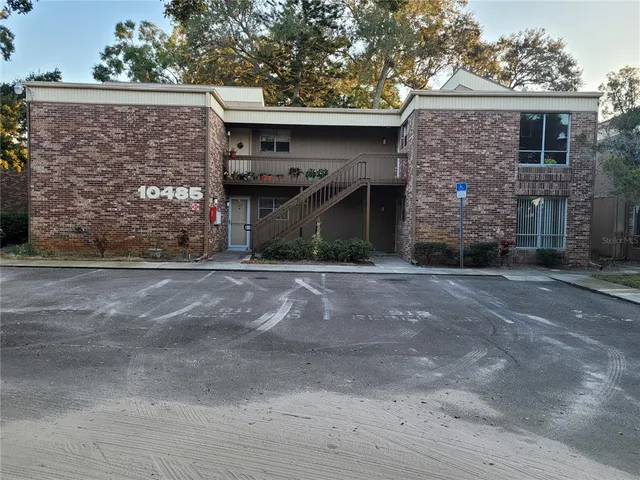 $149,750 | 10485 Carrollbrook Circle, Unit 120, Tampa, FL 33618
