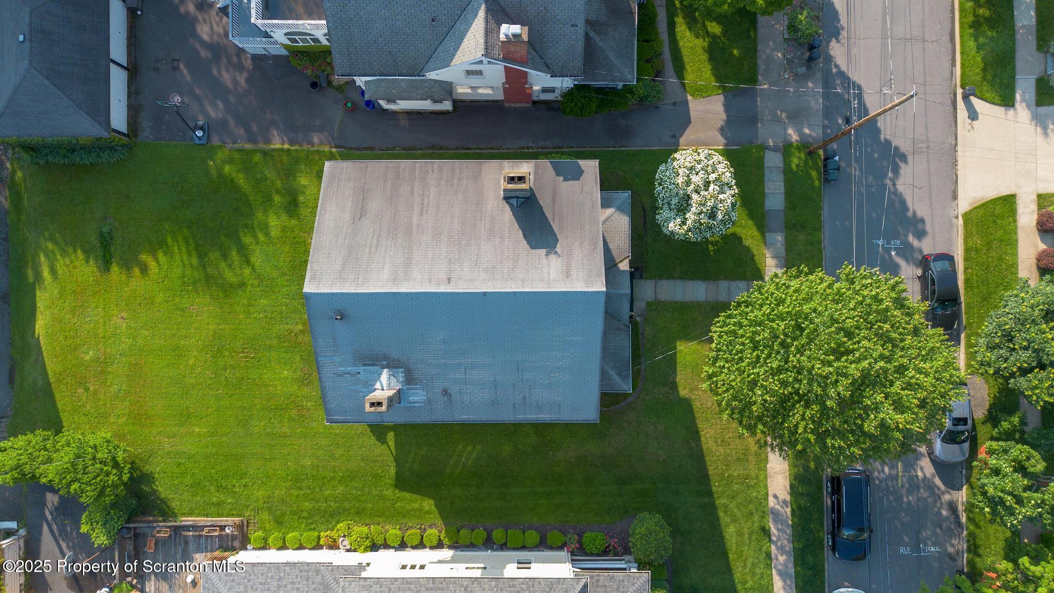 1012 Sunset Street Scranton, PA 18509 - Photo 44 of 46 an aerial view of a house with a yard