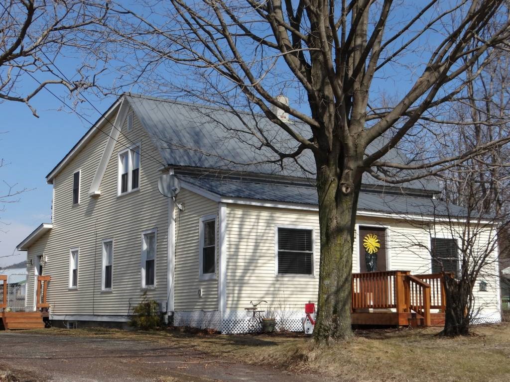 72 Huntington Road Richmond, VT 05477 - Photo 1 of 31 Gallery Image 1