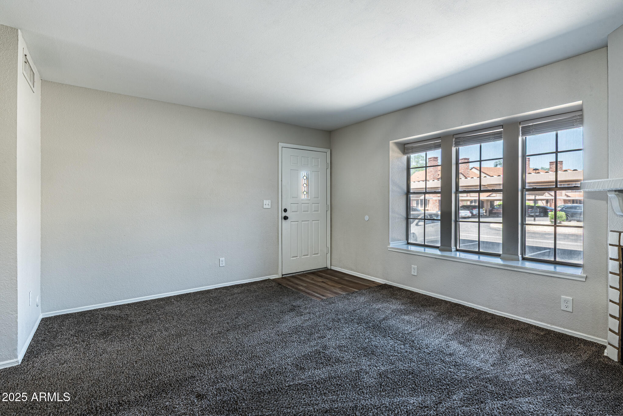 8111 West Wacker Road, Unit 94 Peoria, AZ 85381 - Photo 5 of 23 DSC_1253-HDR