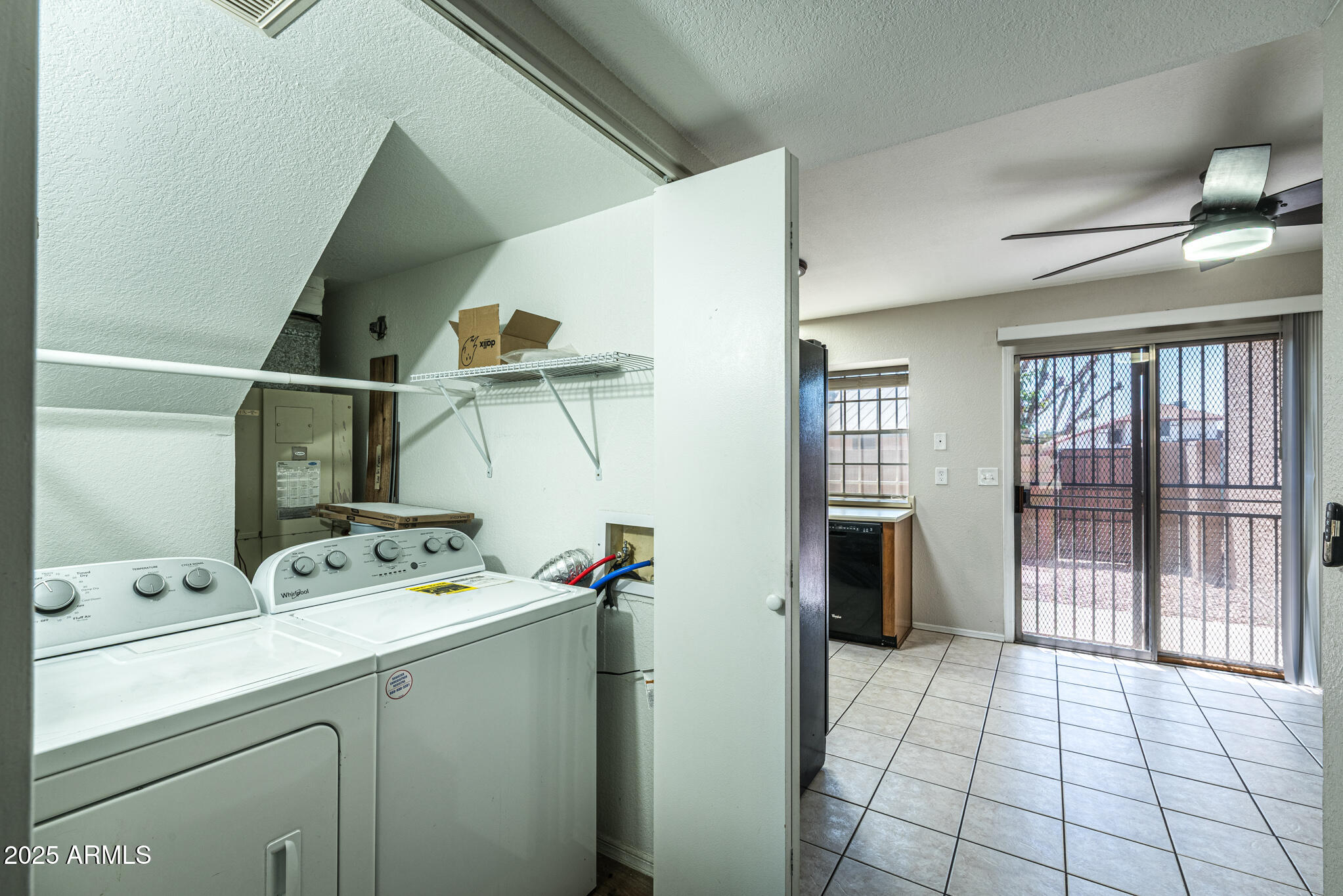 8111 West Wacker Road, Unit 94 Peoria, AZ 85381 - Photo 10 of 23 DSC_1130-HDR