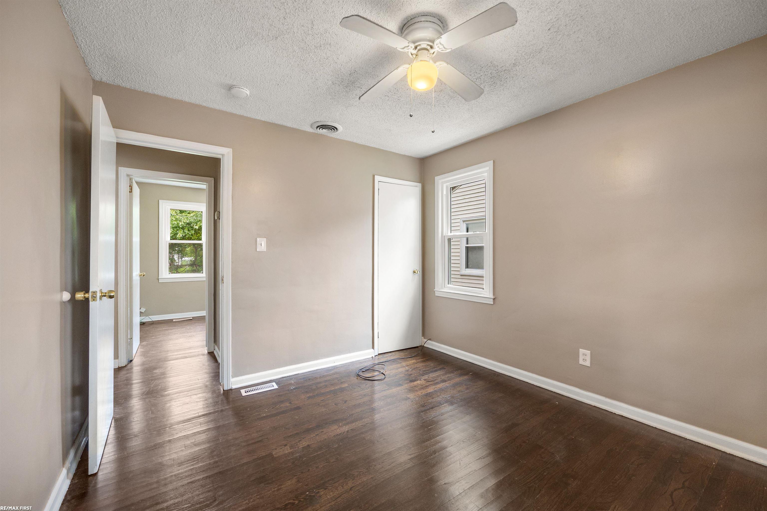 1938 Martin Road Ferndale, MI 48220 - Photo 8 of 15