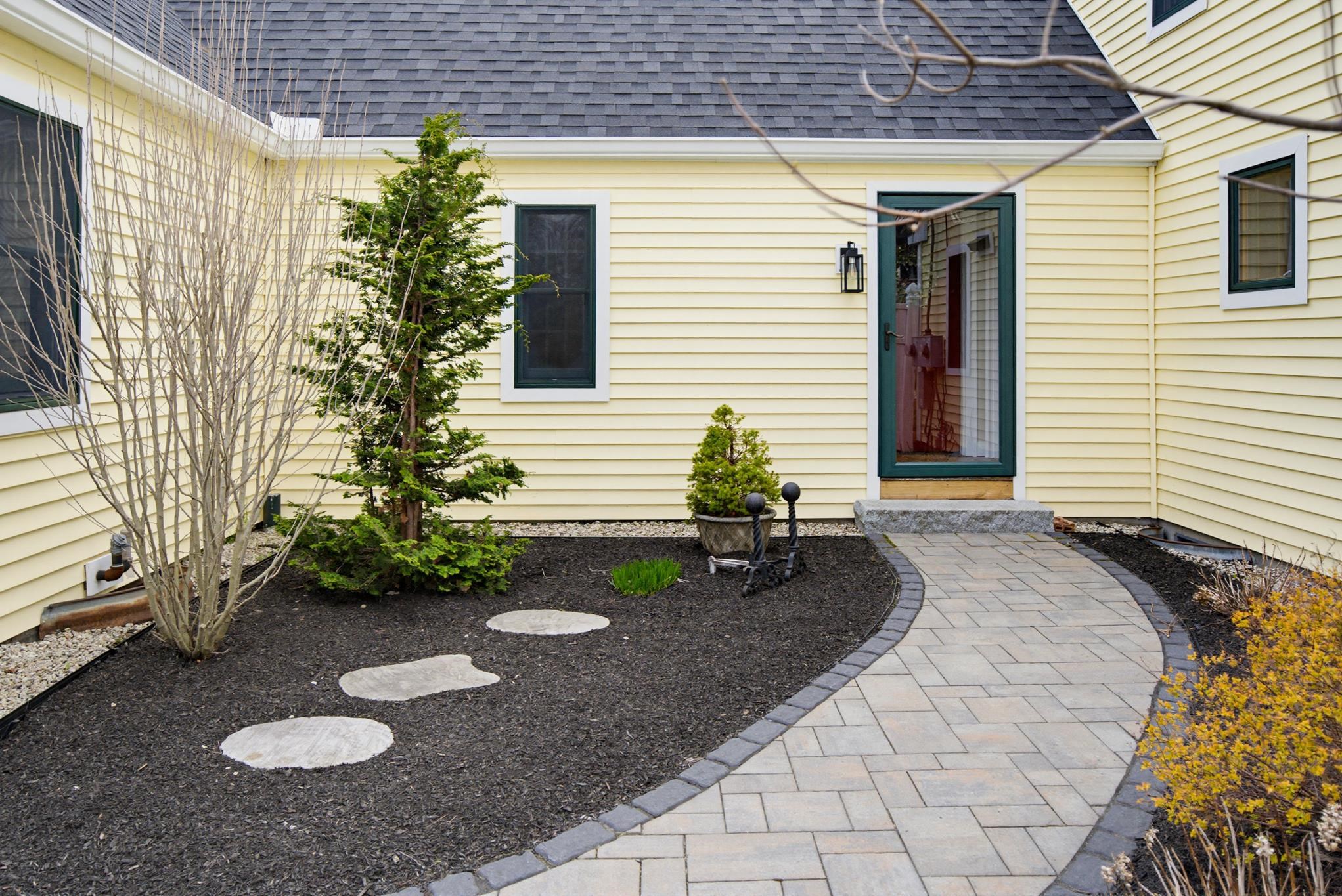6 Fifield Lane, Unit A Stratham, NH 03885 - Photo 6 of 49
