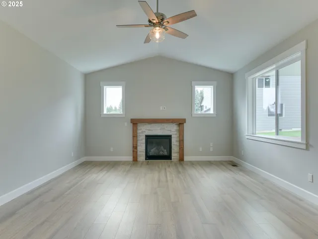 $519,850 | 2833 Northeast Samson Avenue, Unit 33, Estacada, OR 97023