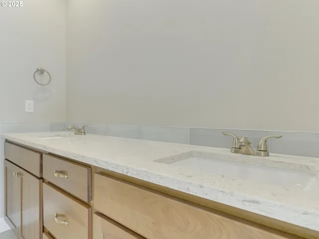 $519,850 | 2833 Northeast Samson Avenue, Unit 33, Estacada, OR 97023