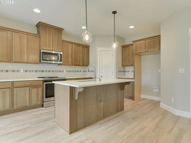 $519,850 | 2833 Northeast Samson Avenue, Unit 33, Estacada, OR 97023