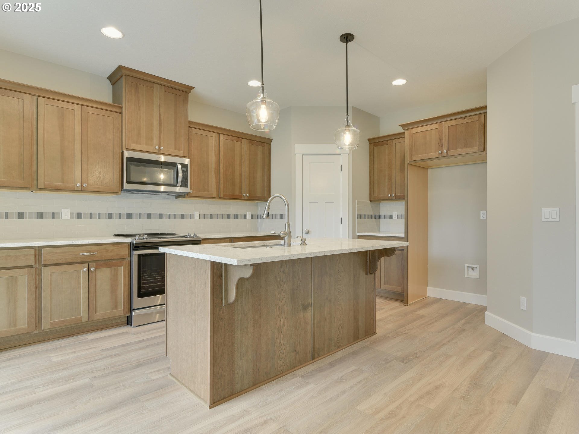 2833 Northeast Samson Avenue, Unit 33 Estacada, OR 97023 - Photo 5 of 38