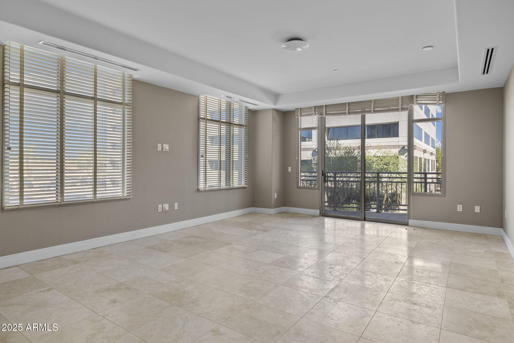 2211 East Camelback Road, Unit 201 Phoenix, AZ 85016 - Photo 16 of 42 MASTER BEDROOM