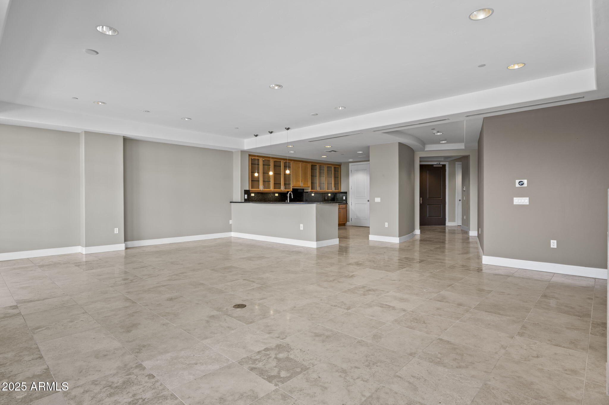 2211 East Camelback Road, Unit 201 Phoenix, AZ 85016 - Photo 7 of 42 GREAT ROOM