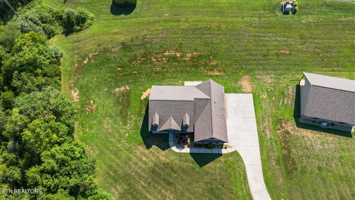 221 Miller Road Clinton, TN 37716 - Photo 5 of 20 42-Miller Rd
