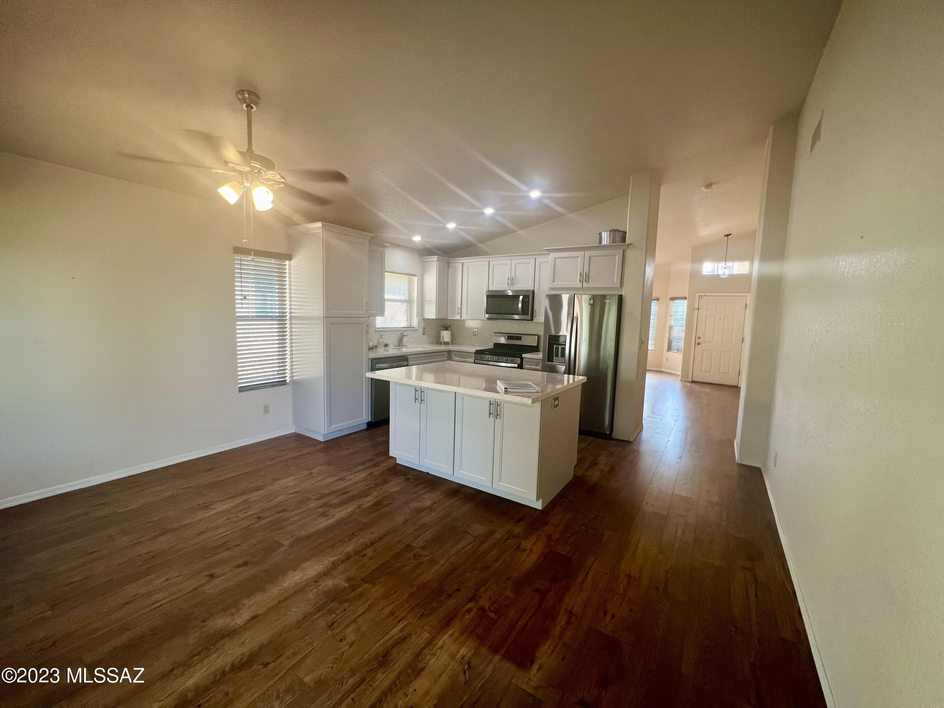 773 South Saguaro Ridge Place Tucson, AZ 85745 - Photo 3 of 24