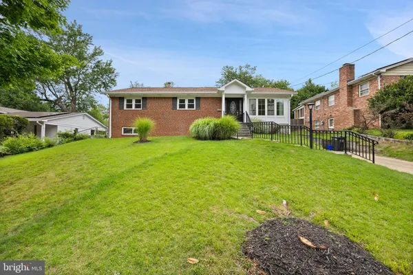 $750,000 | 10708 Meadowhill Road, Silver Spring, MD 20901