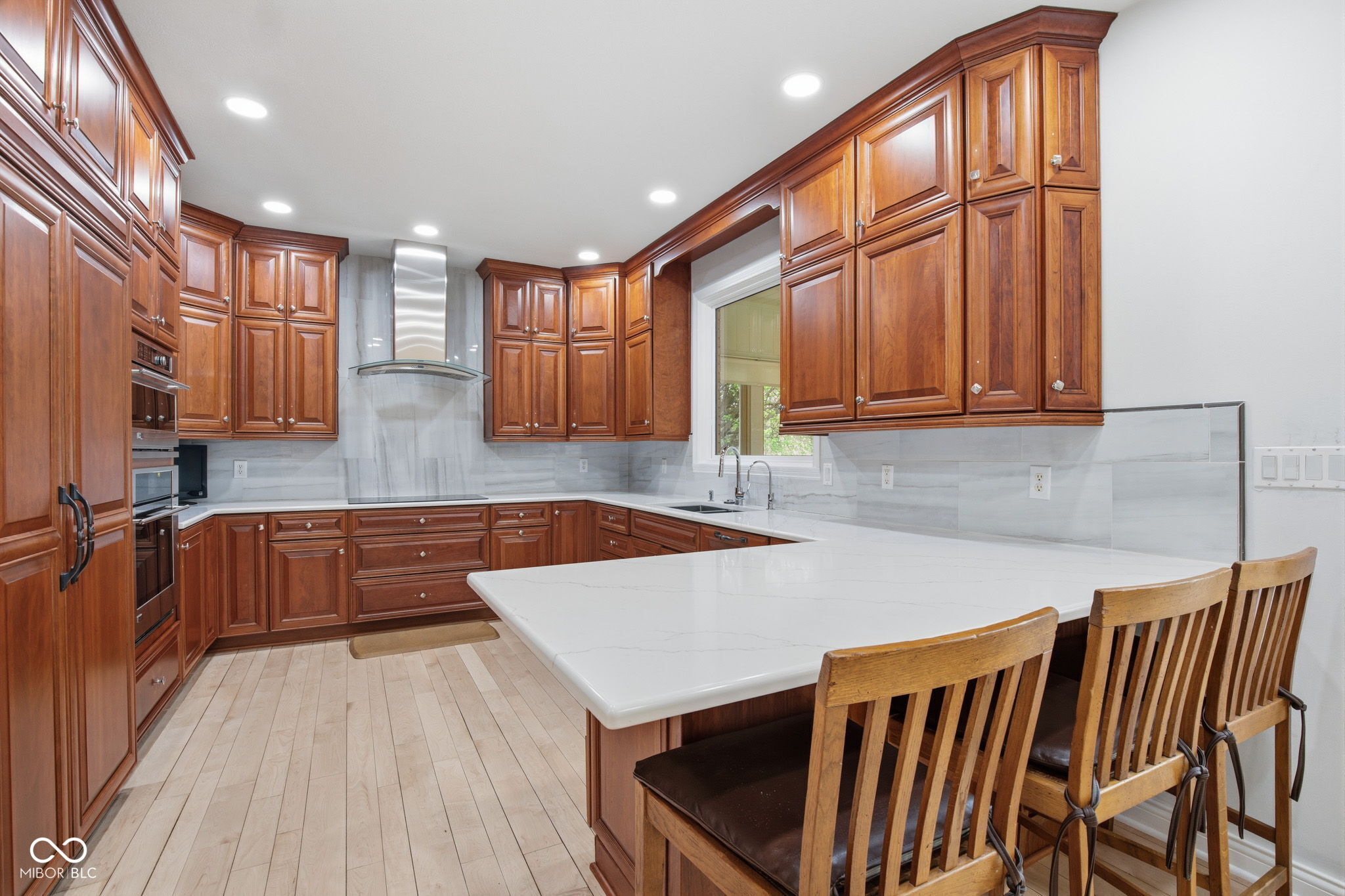 5717 Fall Creek Road Indianapolis, IN 46220 - Photo 13 of 76