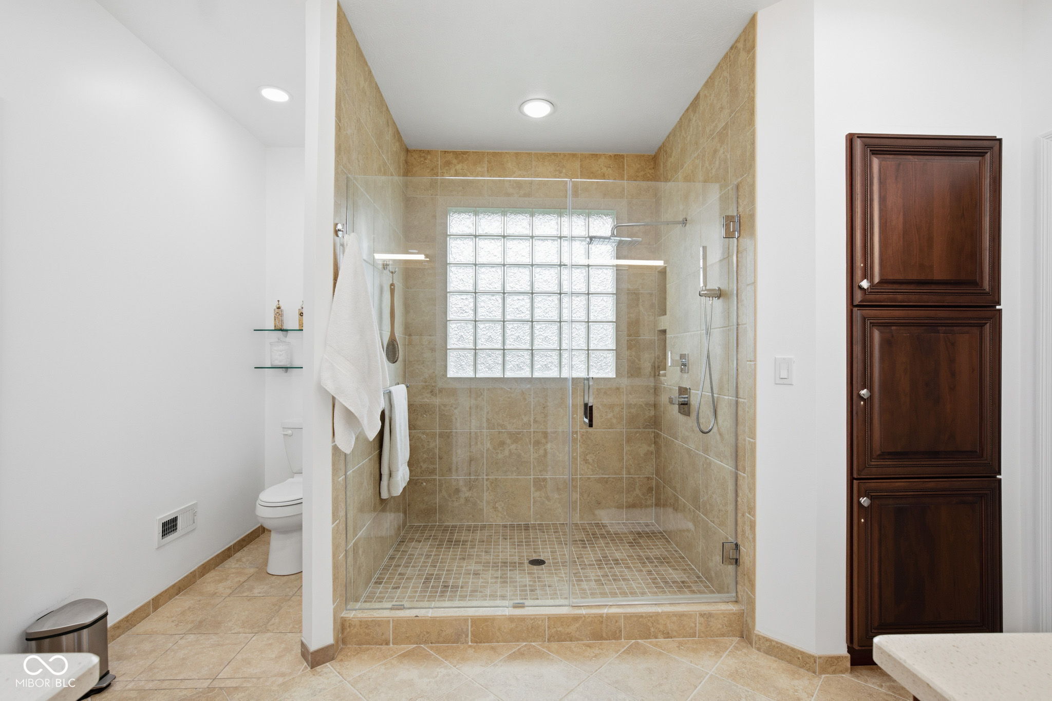 5717 Fall Creek Road Indianapolis, IN 46220 - Photo 28 of 76