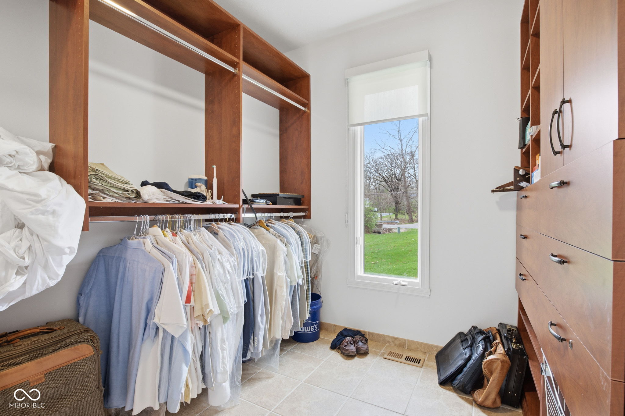 5717 Fall Creek Road Indianapolis, IN 46220 - Photo 30 of 76