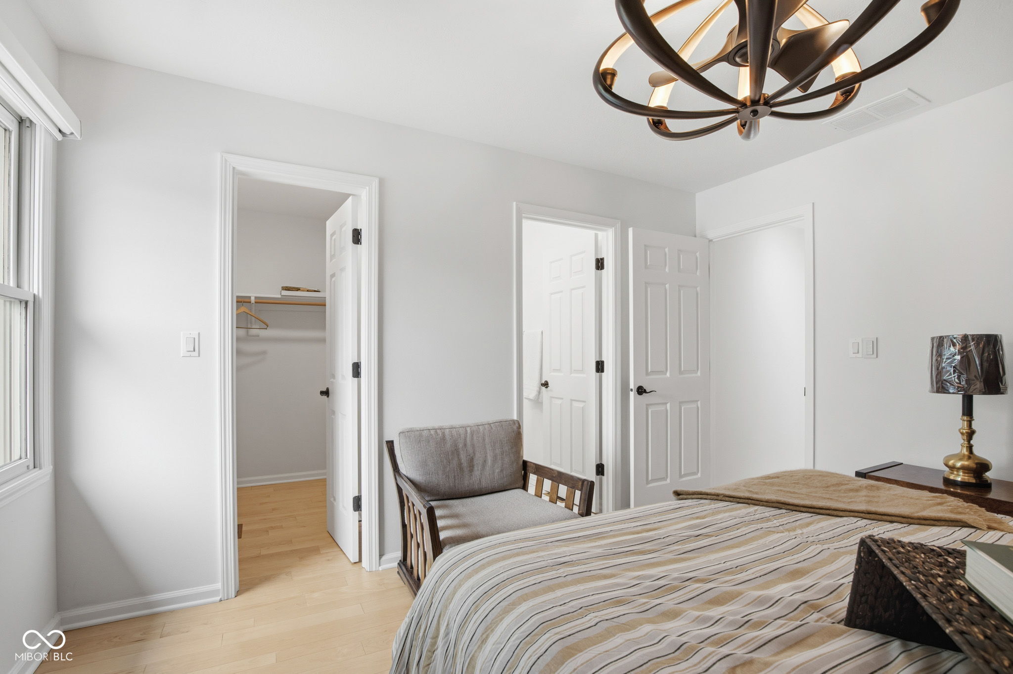 5717 Fall Creek Road Indianapolis, IN 46220 - Photo 38 of 76