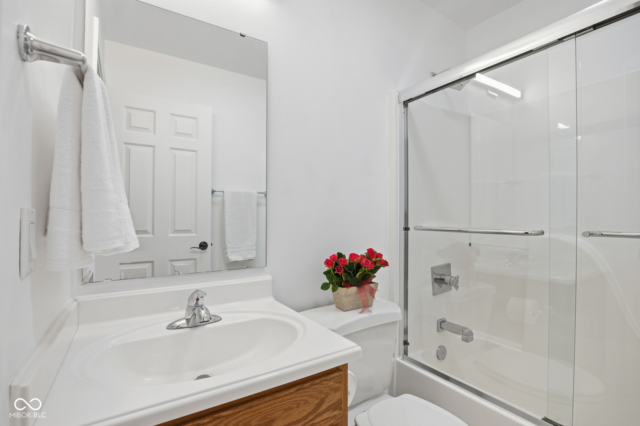 5717 Fall Creek Road Indianapolis, IN 46220 - Photo 39 of 76