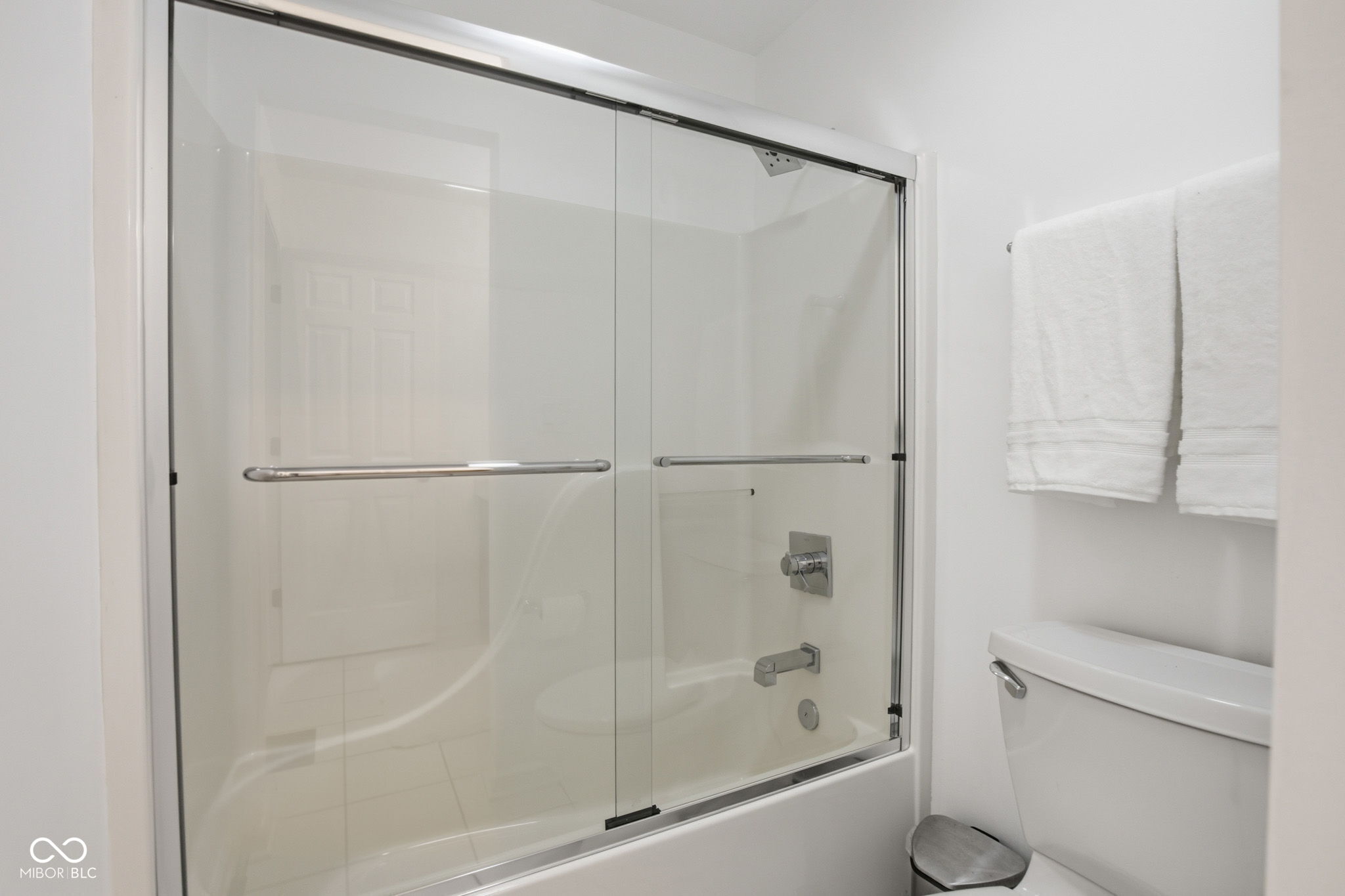 5717 Fall Creek Road Indianapolis, IN 46220 - Photo 46 of 76