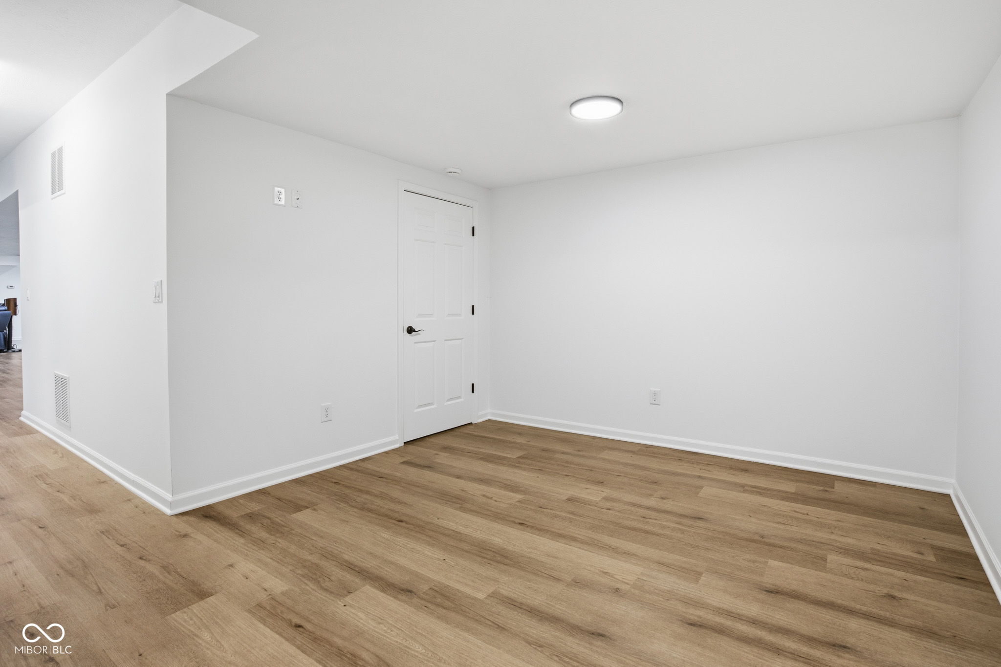 5717 Fall Creek Road Indianapolis, IN 46220 - Photo 56 of 76