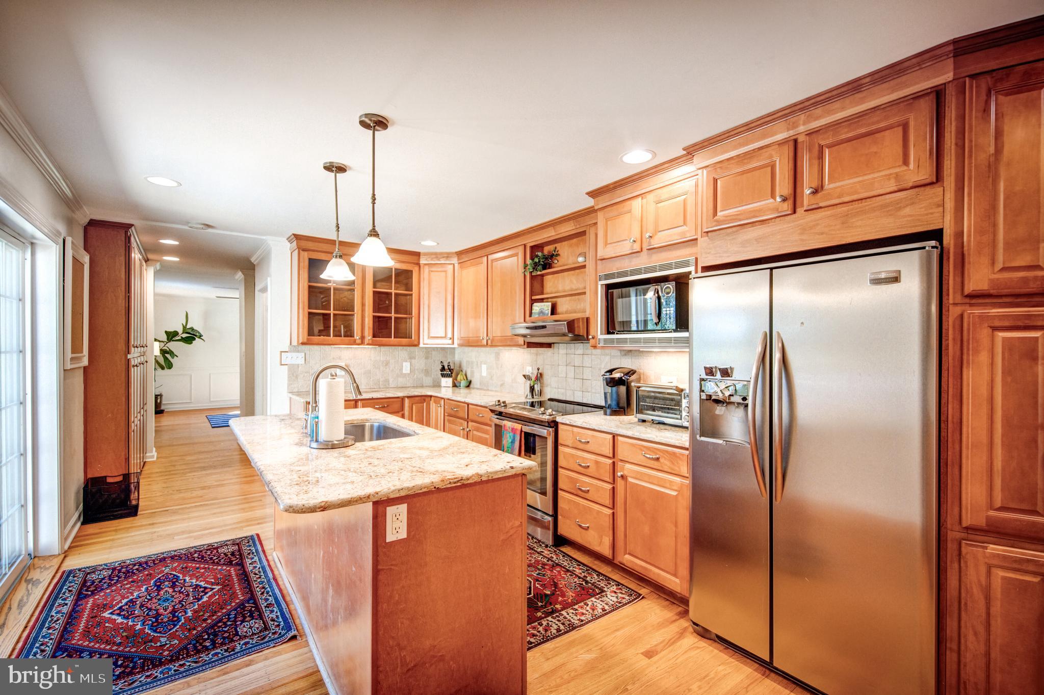 110 Deepdale Road Wayne, PA 19087 - Photo 7 of 39