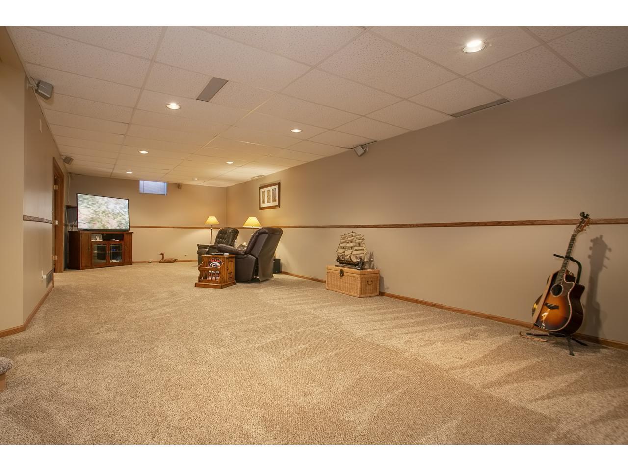 11948 Waterford Road Eden Prairie, MN 55347 - Photo 34 of 46 Gallery Image 34