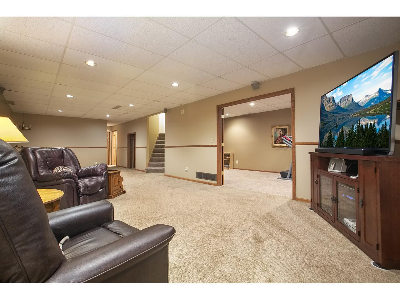 11948 Waterford Road Eden Prairie, MN 55347 - Photo 36 of 46 Gallery Image 36