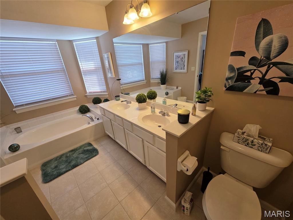 2073 Williamstown Drive St. Peters, MO 63376 - Photo 3 of 17