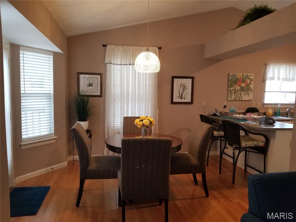 2073 Williamstown Drive St. Peters, MO 63376 - Photo 4 of 17