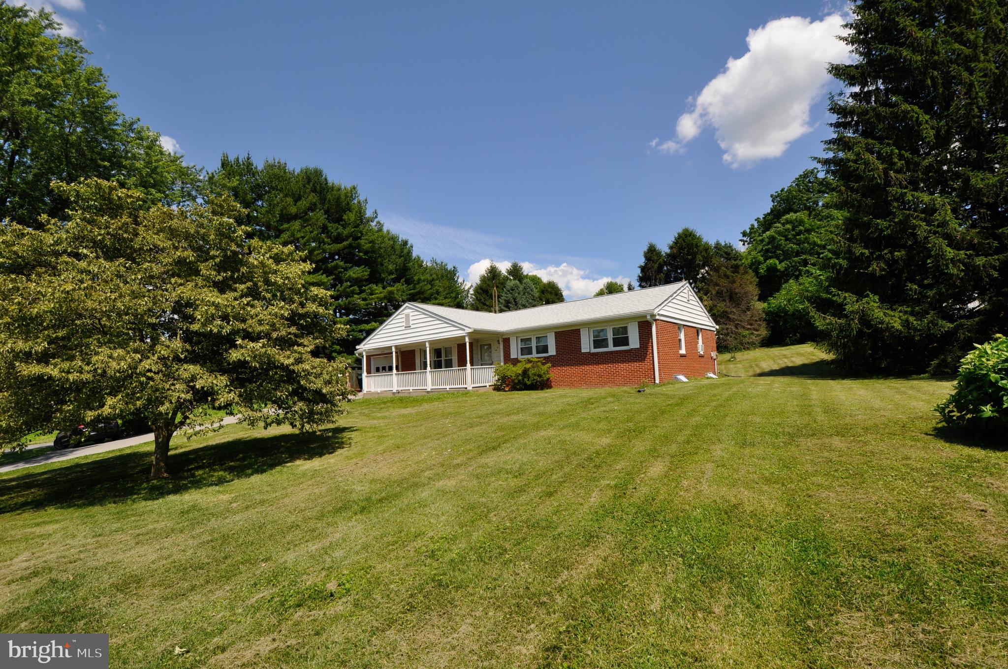 5207 Holter Road Jefferson, MD 21755 - Photo 2 of 28