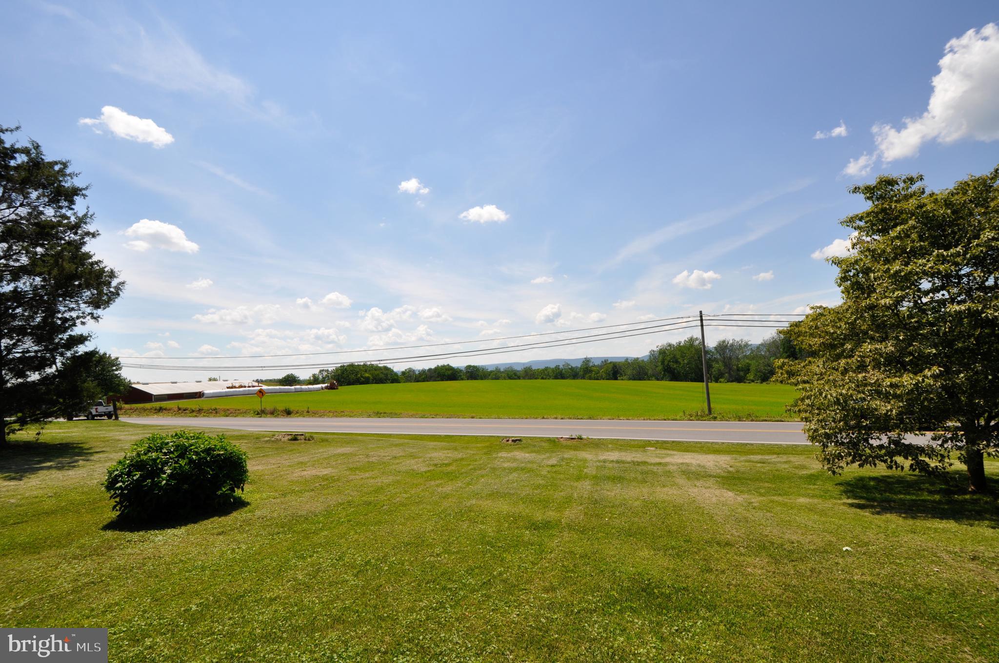 5207 Holter Road Jefferson, MD 21755 - Photo 9 of 28