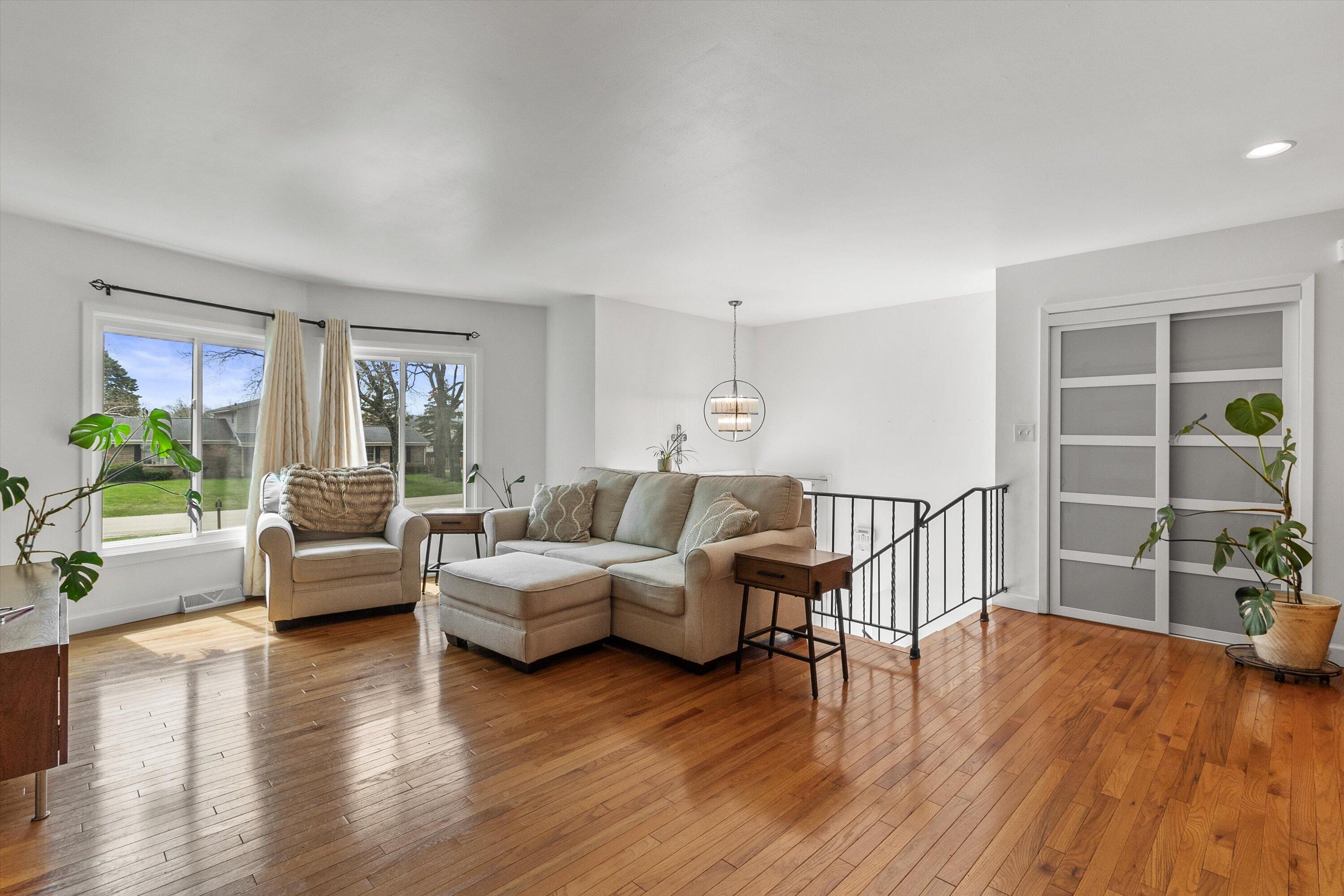 5748 Sandy Lane Mount Pleasant, WI 53406 - Photo 33 of 44 33-IMG_3017