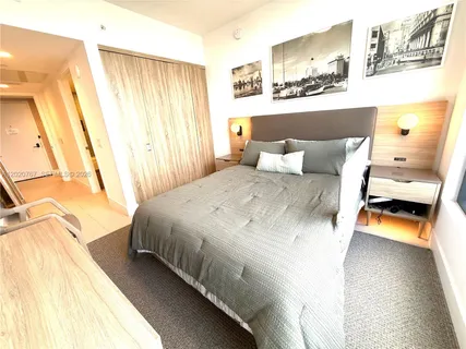 $1,700,000 | 159 Northeast 6th Street, Unit 4016, Miami, FL 33132