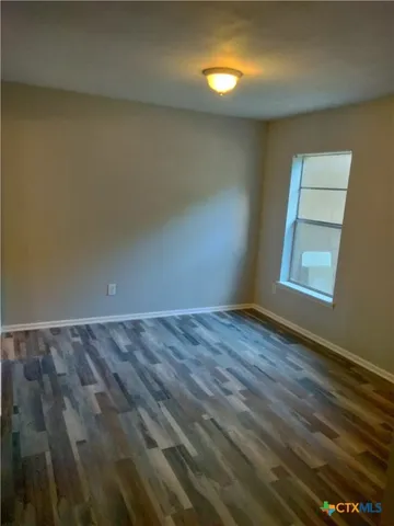 $1,225 | 1028 Jefferson Avenue, Seguin, TX 78155