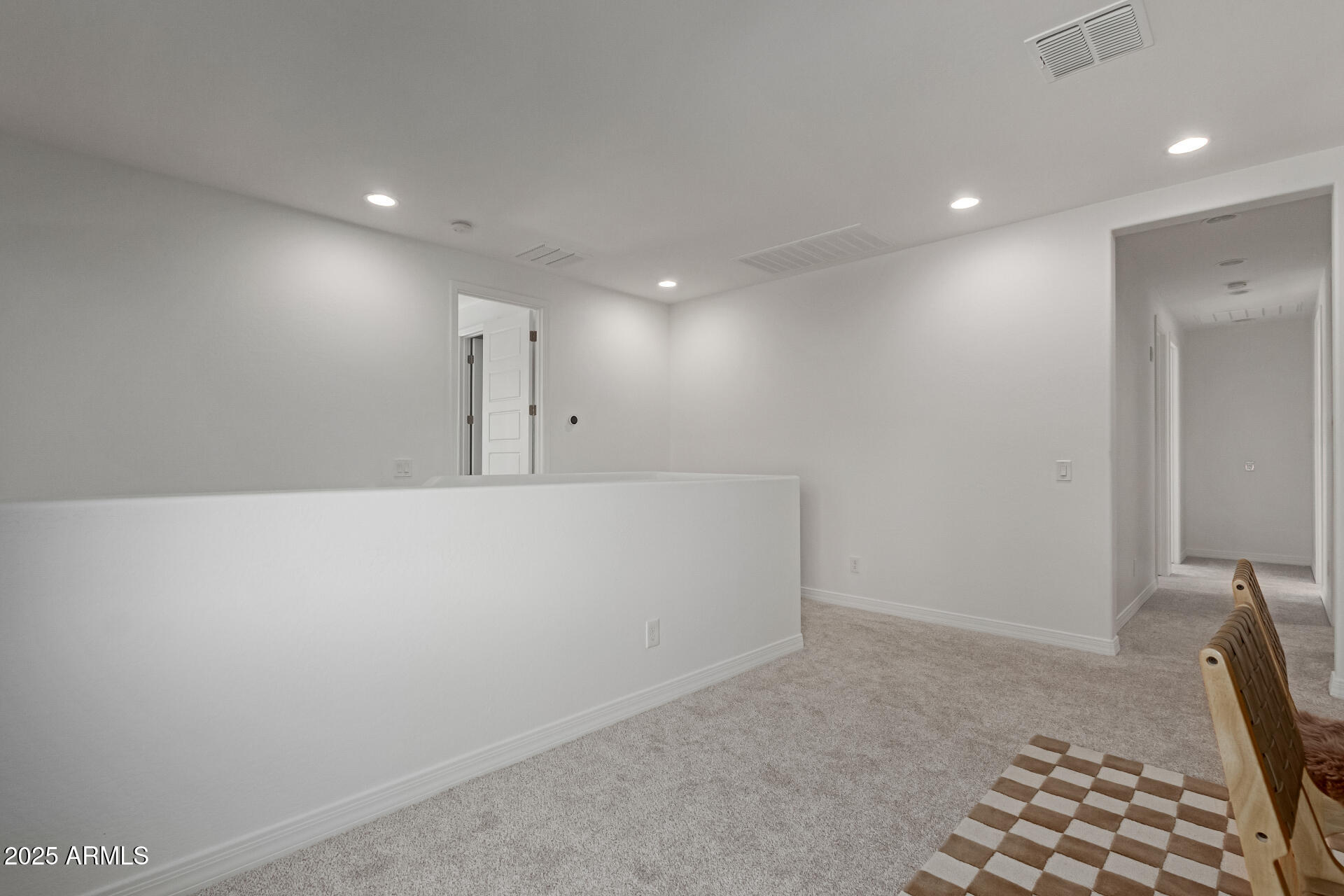 4635 East Patrick Lane Phoenix, AZ 85050 - Photo 12 of 34 Loft