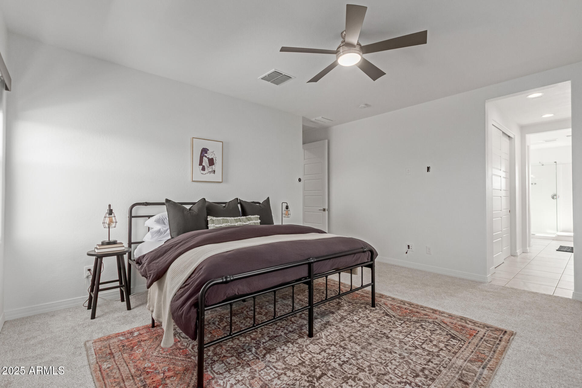 4635 East Patrick Lane Phoenix, AZ 85050 - Photo 15 of 34 Primary Bedroom