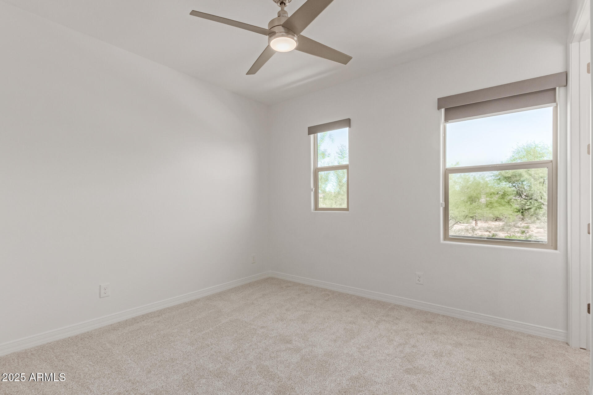 4635 East Patrick Lane Phoenix, AZ 85050 - Photo 19 of 34 Bedroom 2 w/ En-Suite